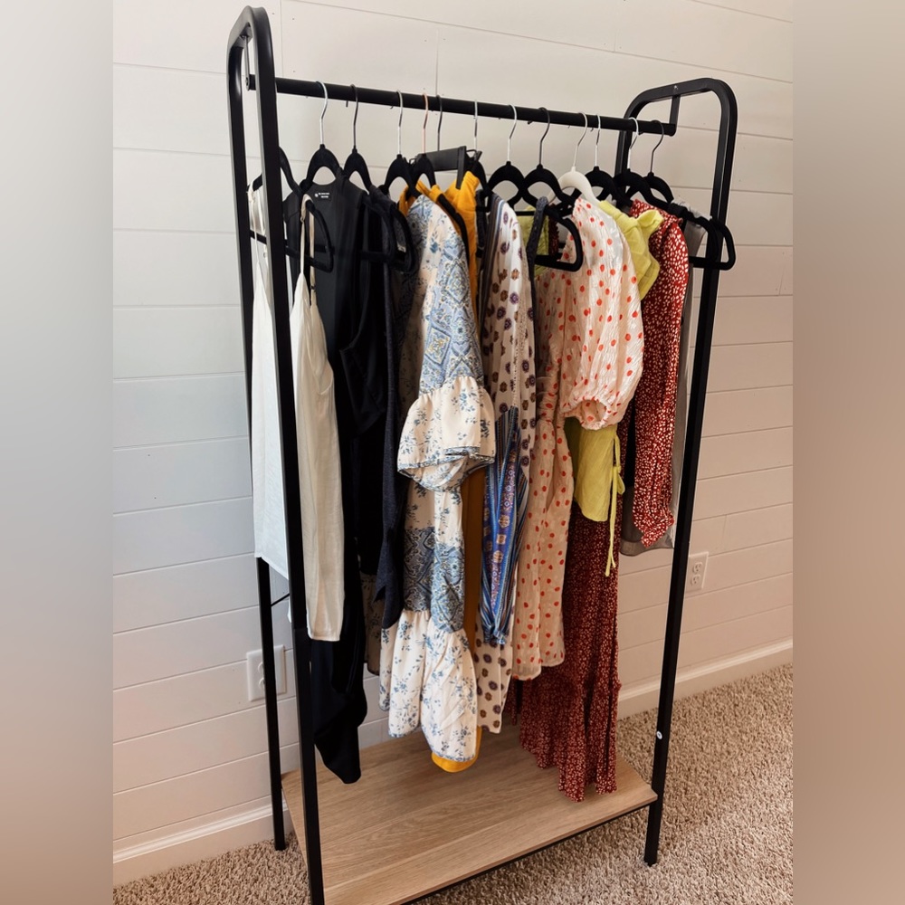 CLOSET RELAUNCH